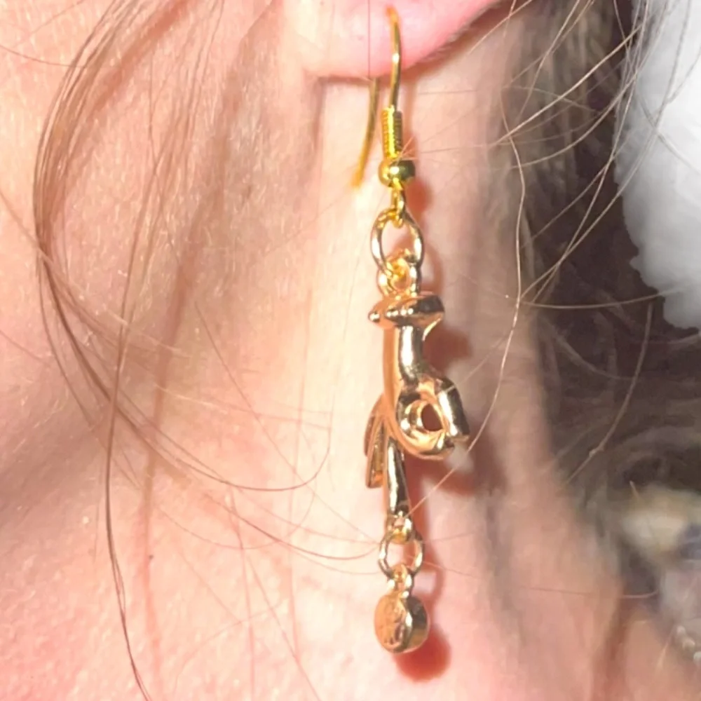 New Artisan Handmade OOAK 9k Gold Quartz Crystal Hand Boho Dangle Earrings